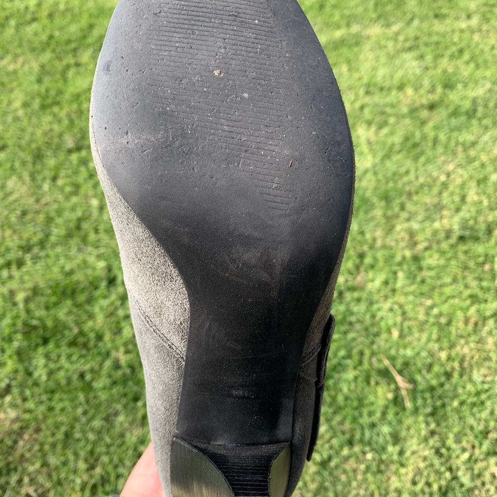 Boots - Picture 4 of 7